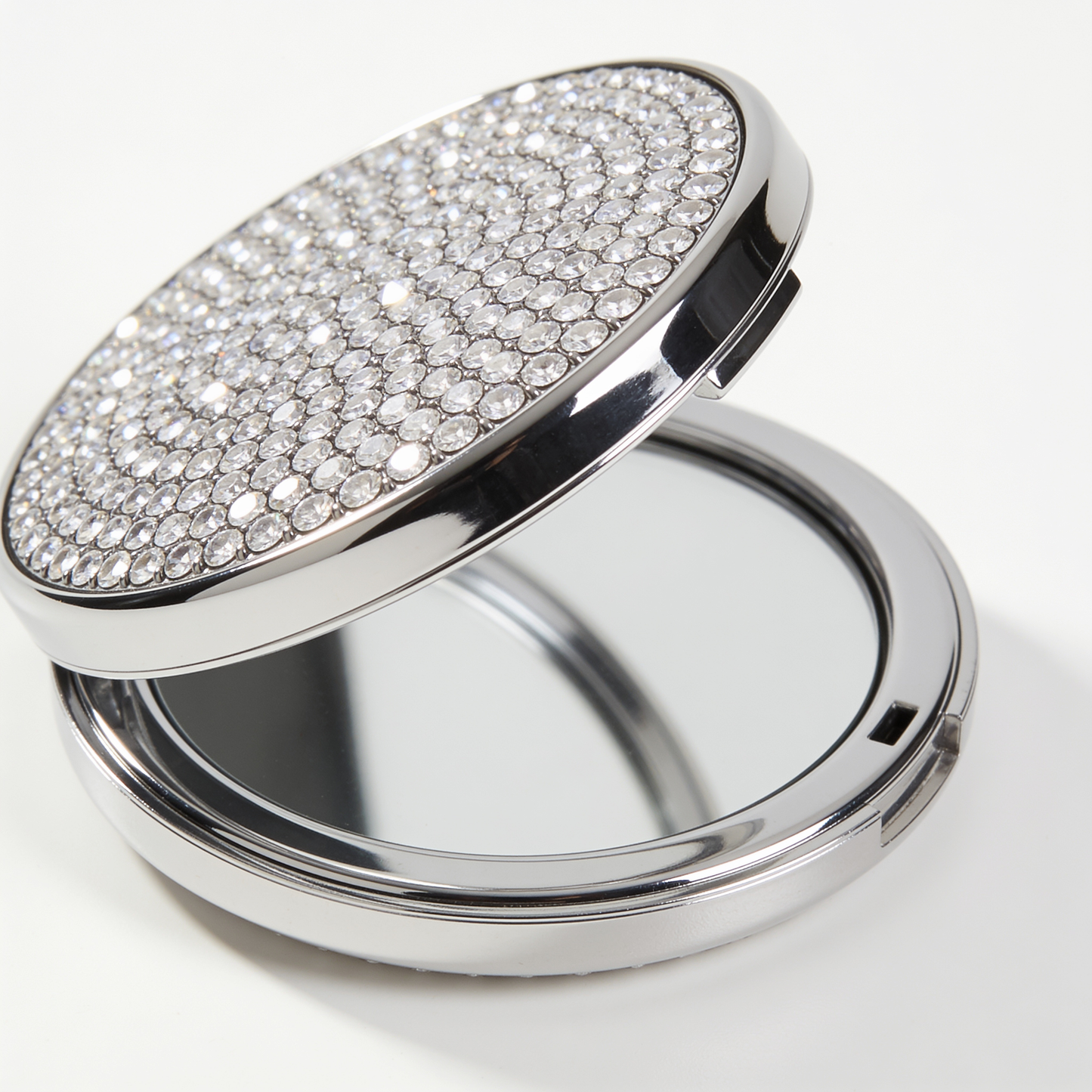 Round Compact Mirror in Silver with Crystal-Pavé Lid